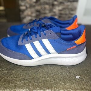 Men’s Adidas running sneaker